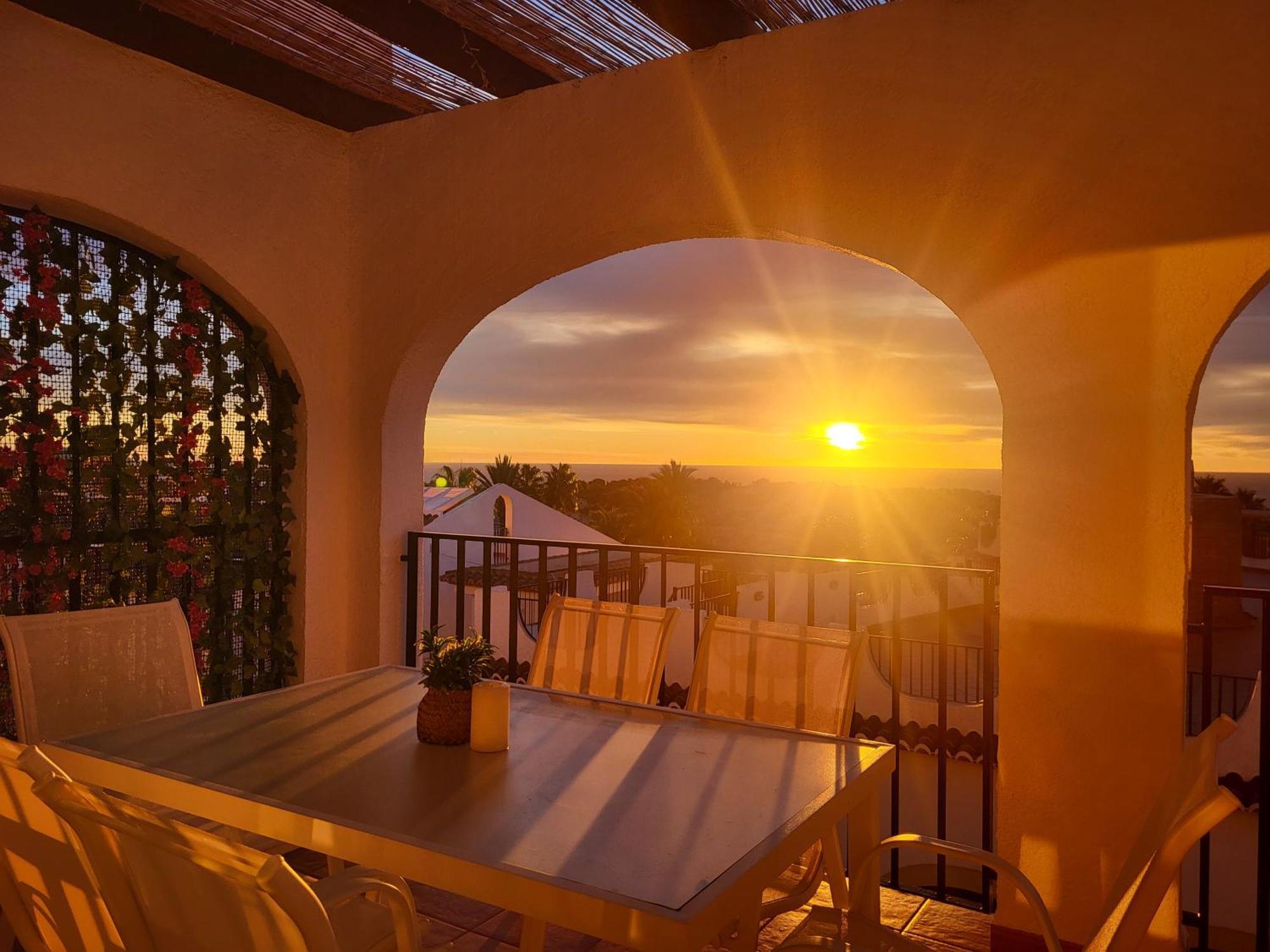 Casa Sunrise - Costa Blanca House With Rooftop, Swimming Pools And Panoramic Sea And Calpe Views Esterno foto